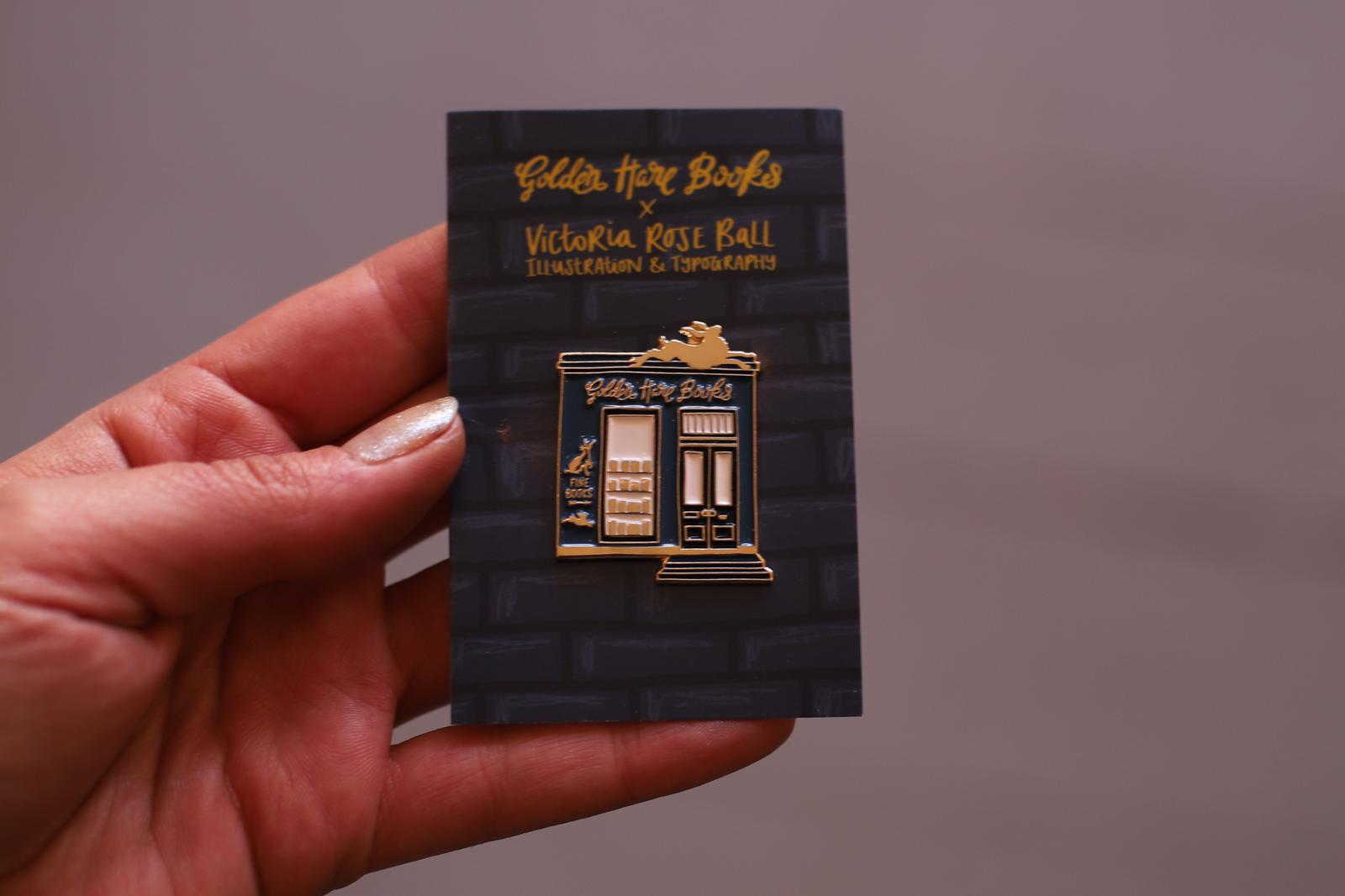 Golden Hare Shop Pin Badge (Metal)